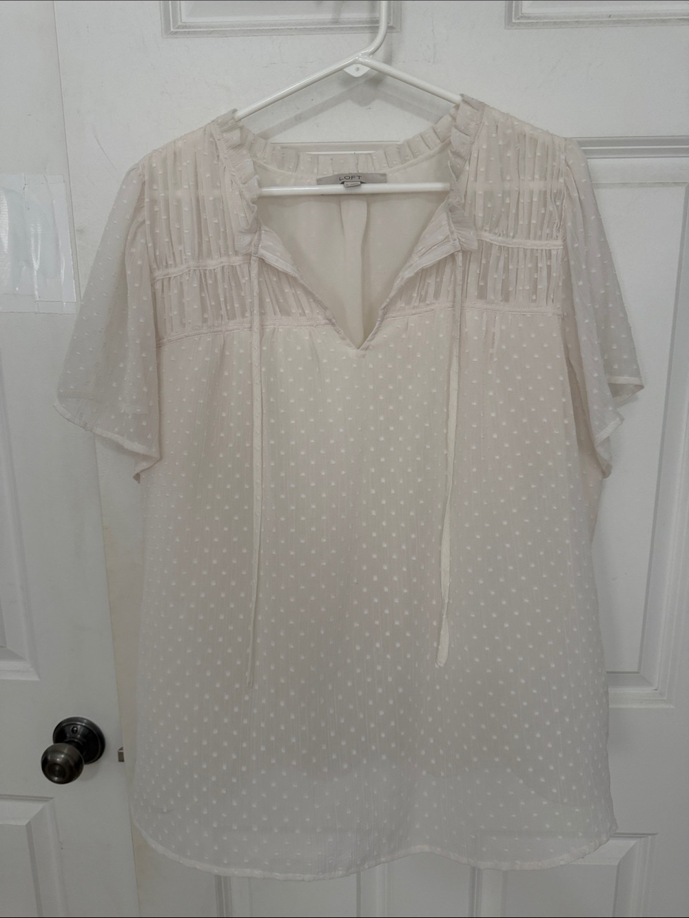 LOFT Cream Swiss Dot Peasant short sleeve Blouse size XL Cream lined shirt